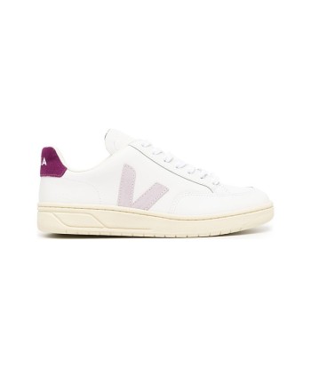 Veja V 12 Leather